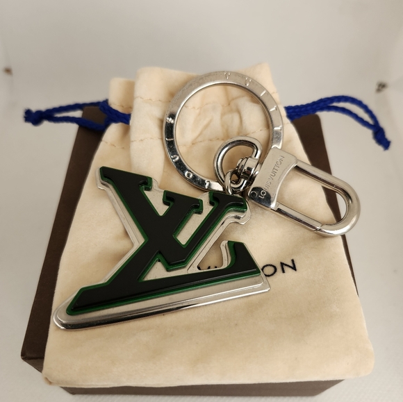 Louis Vuitton Keychain/Bag Charm - Picture 1 of 8